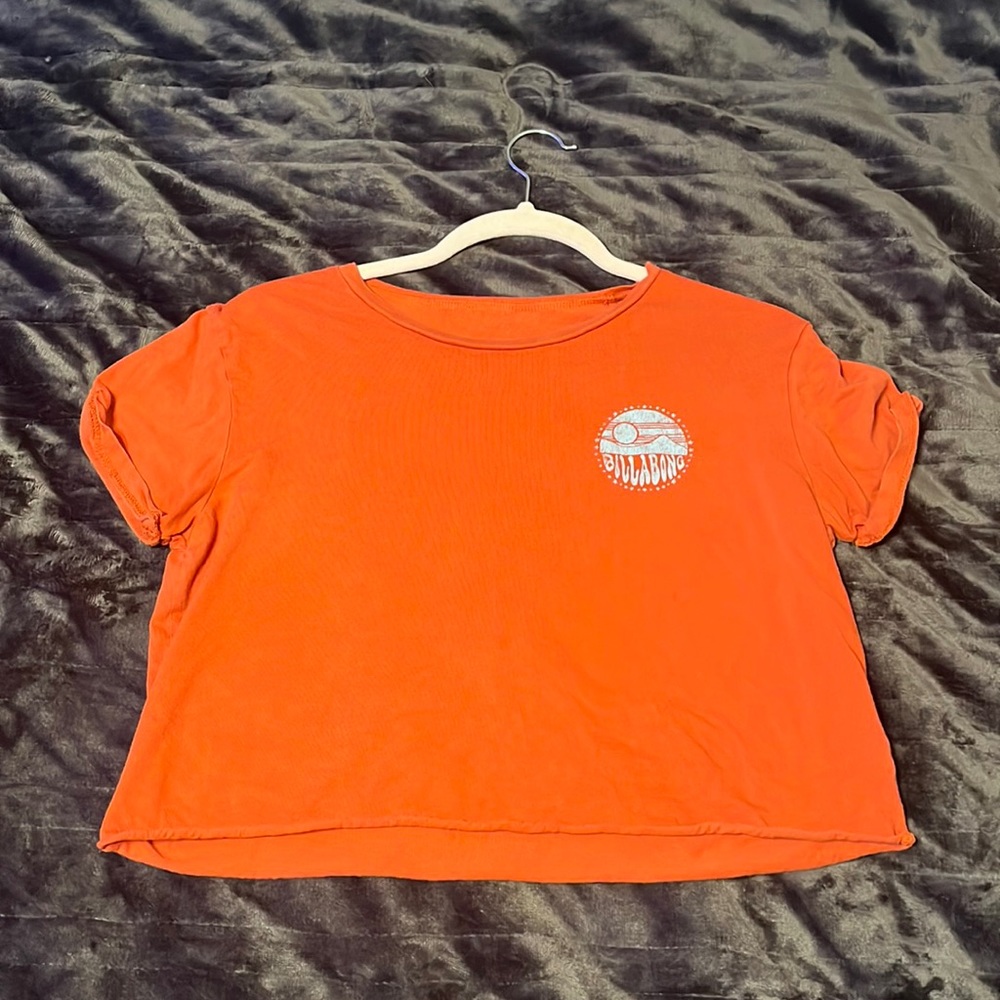 Orange/Red Cropped Billabong Tshirt